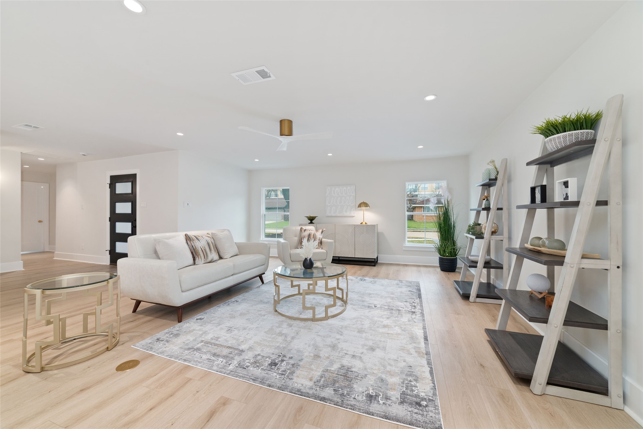1830 Locksford Street Property Photo 12
