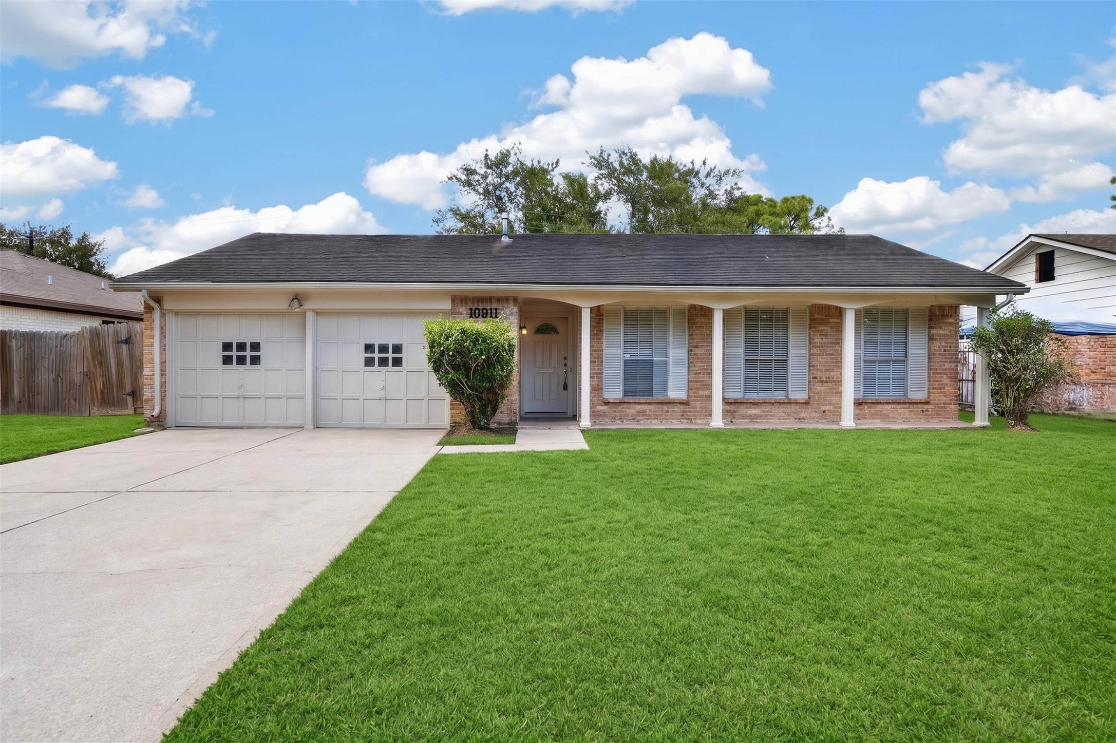 10911 Sageleaf Lane Property Photo 2