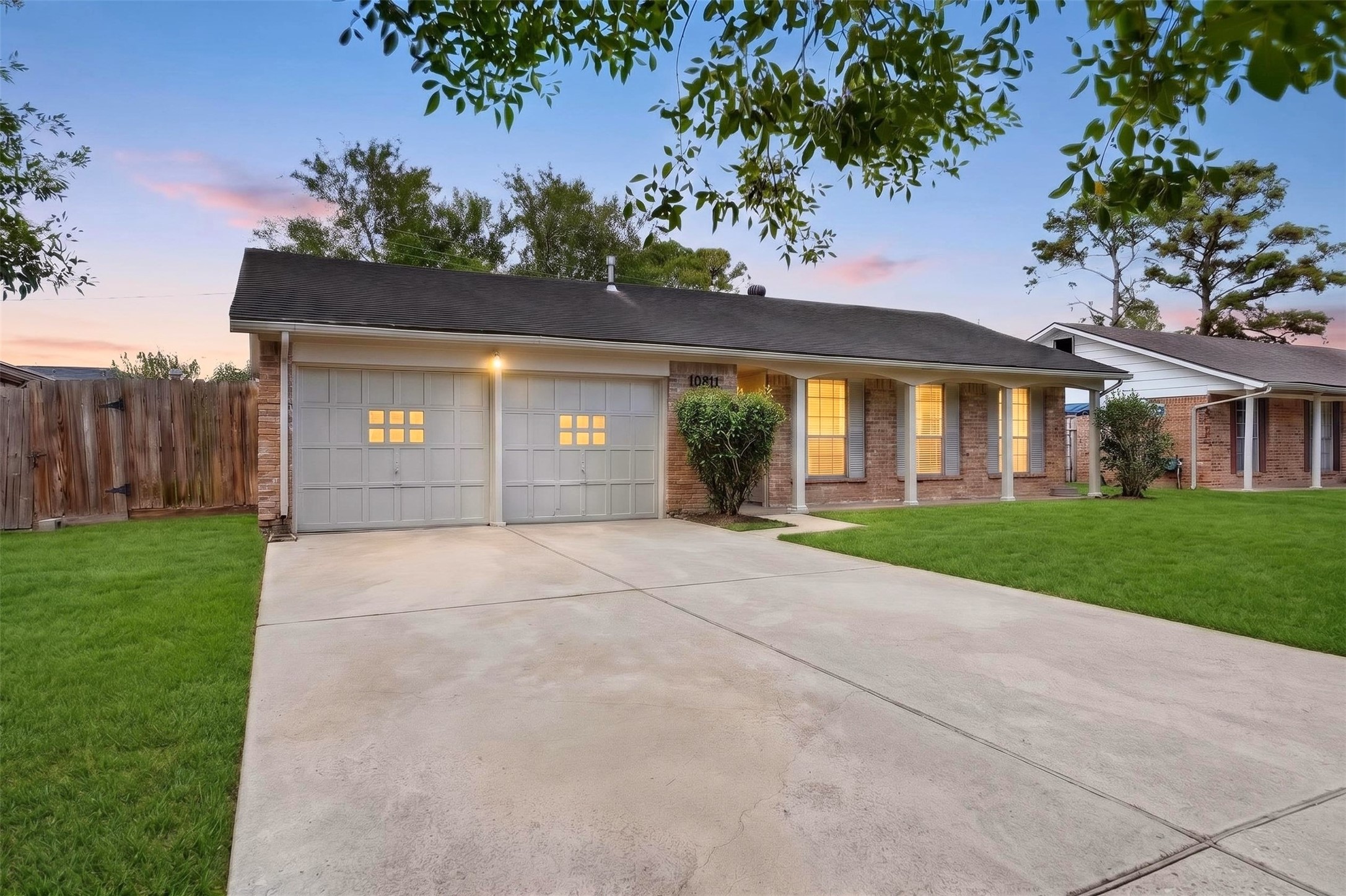 10911 Sageleaf Lane Property Photo 3