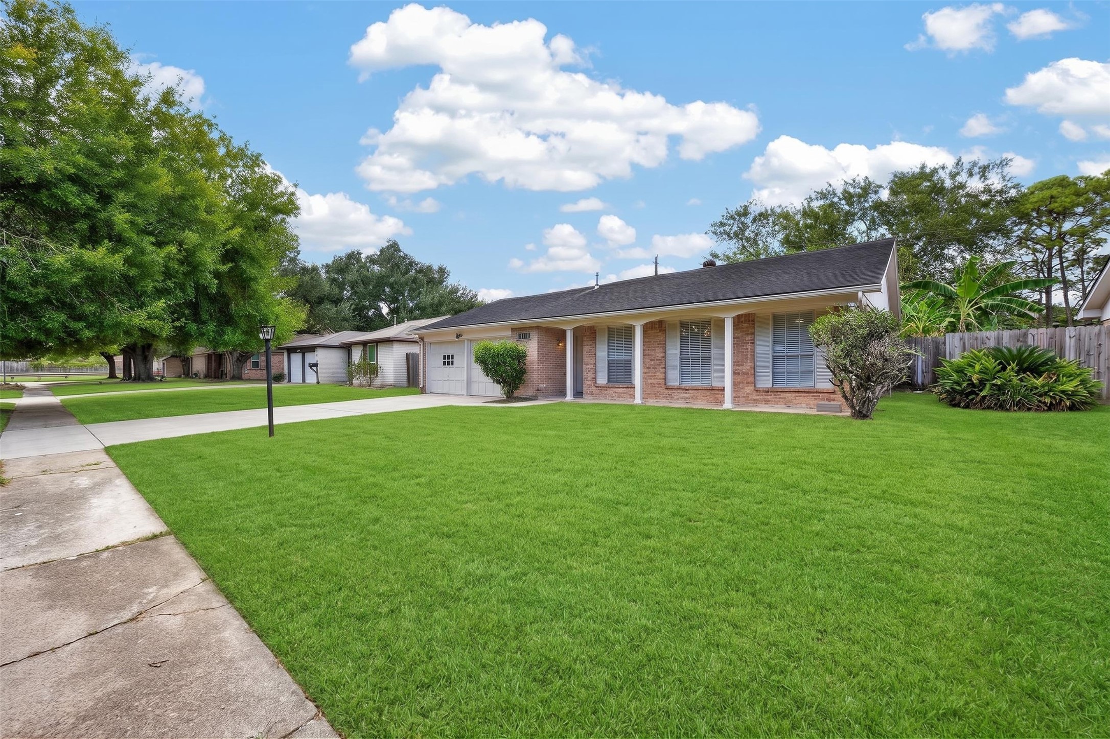 10911 Sageleaf Lane Property Photo 7