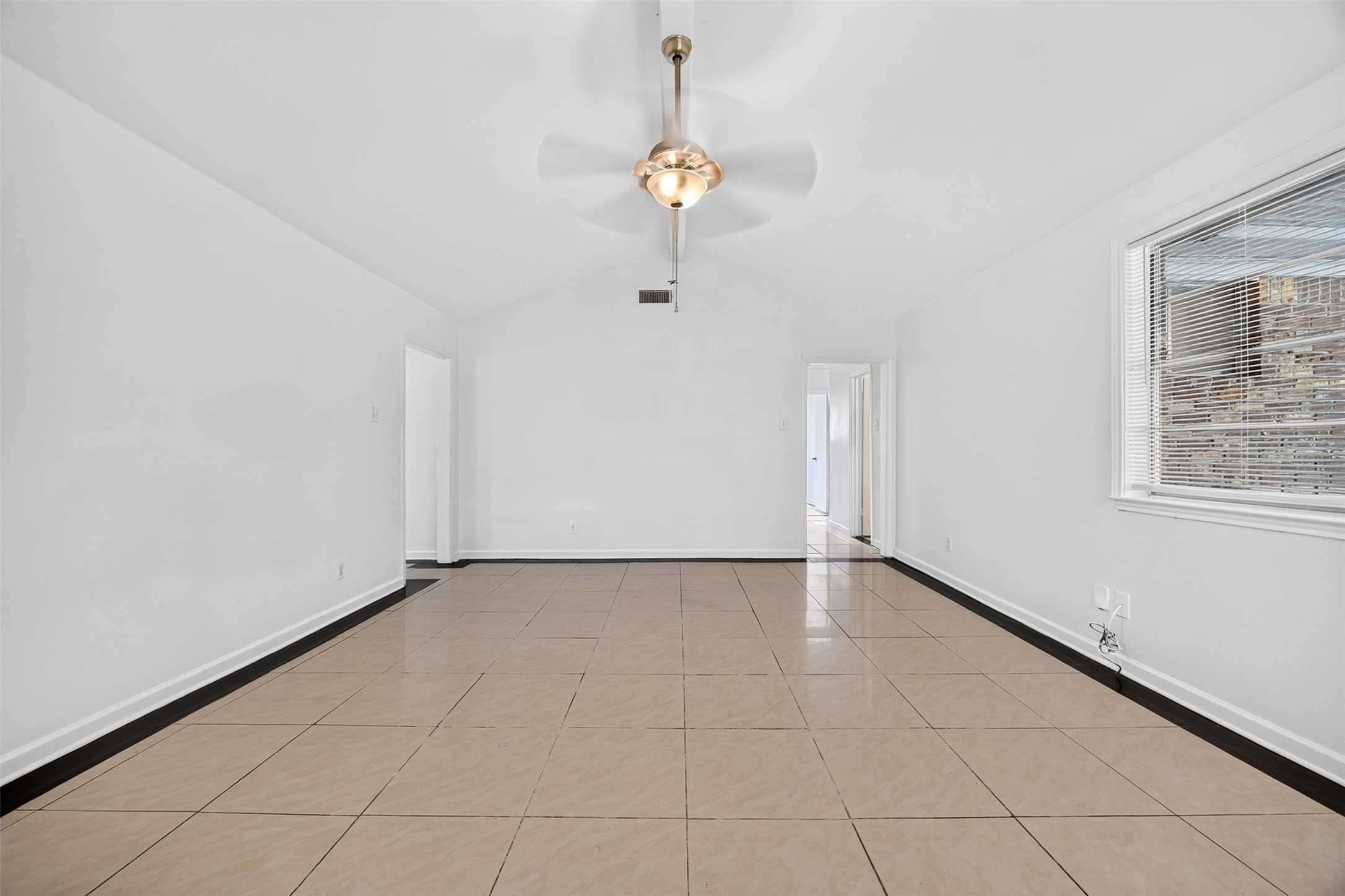 10911 Sageleaf Lane Property Photo 13