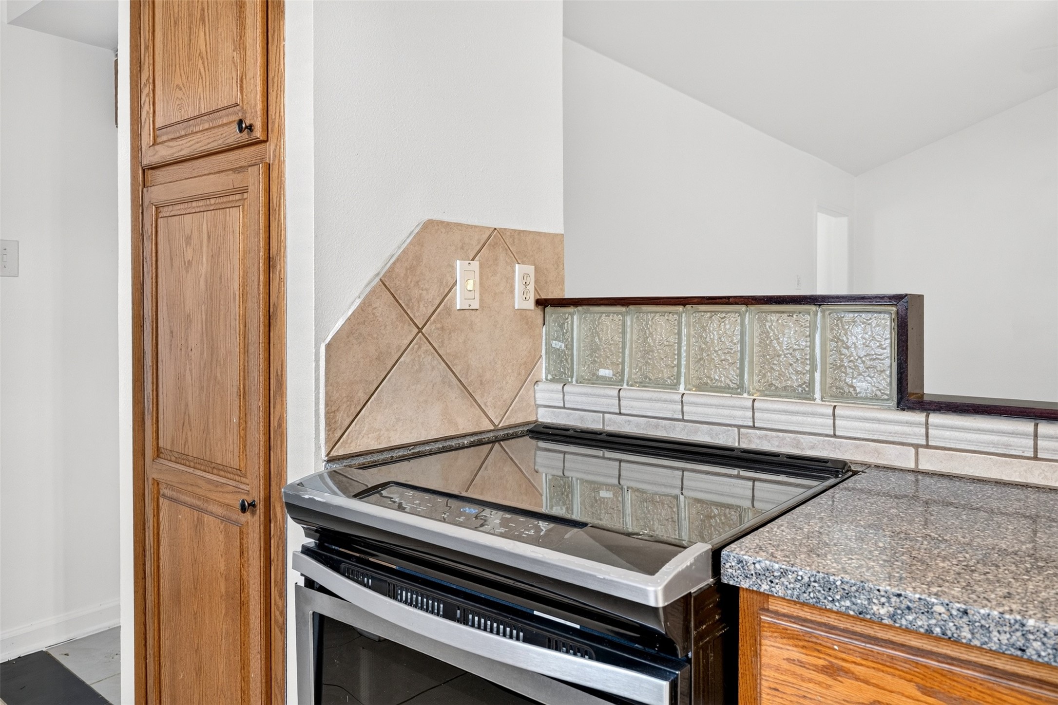 10911 Sageleaf Lane Property Photo 17