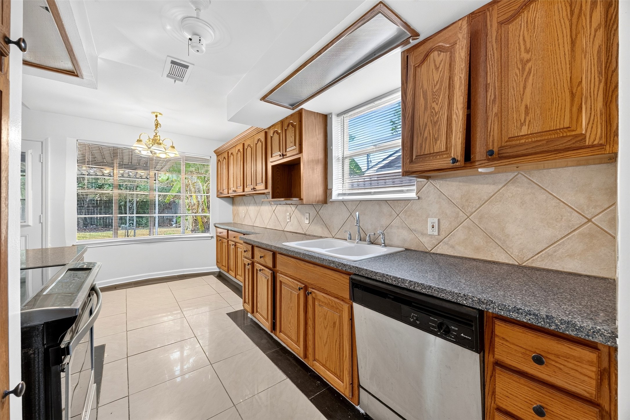 10911 Sageleaf Lane Property Photo 18