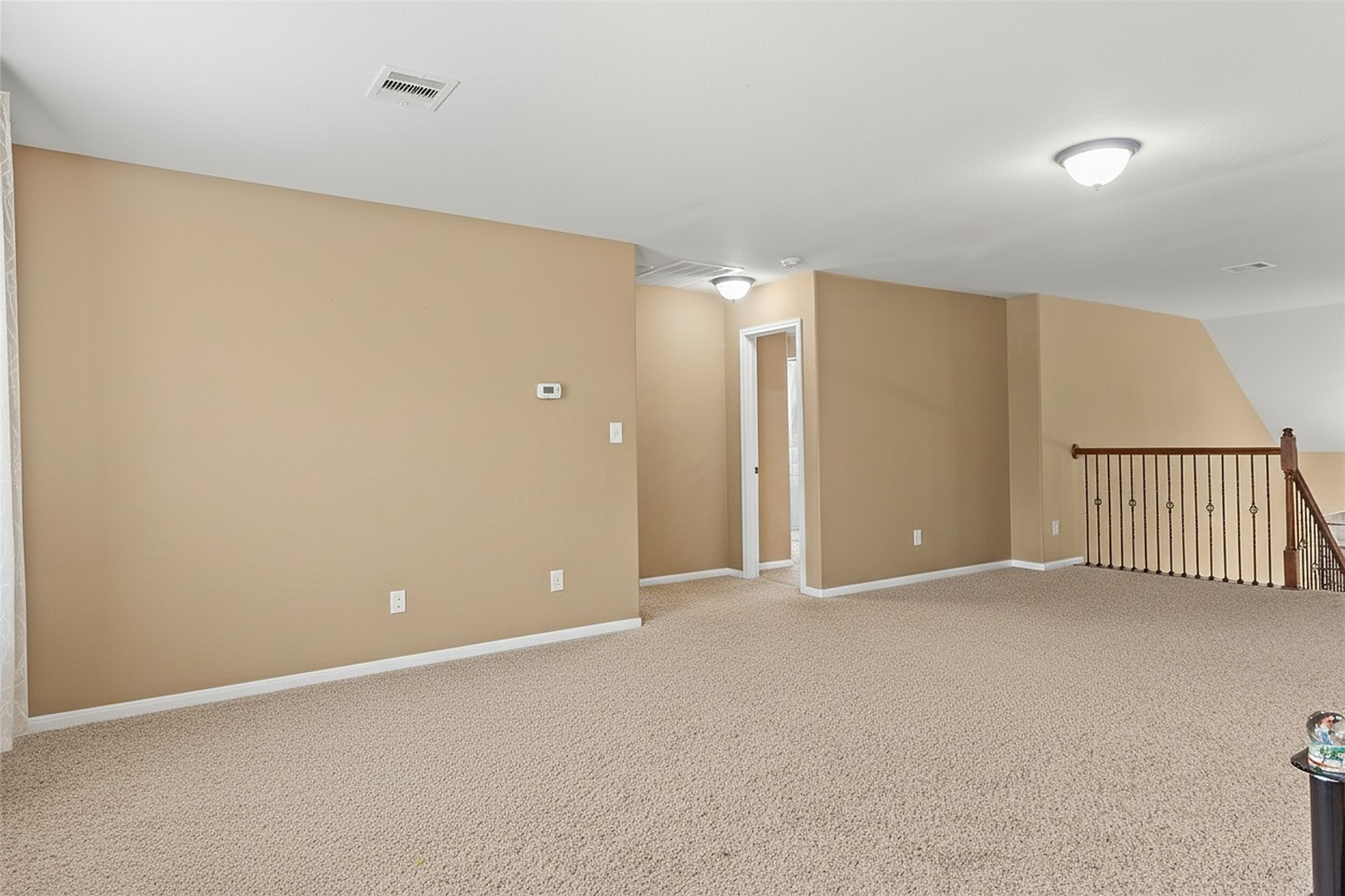 6102 Wickshire Drive Property Photo 5
