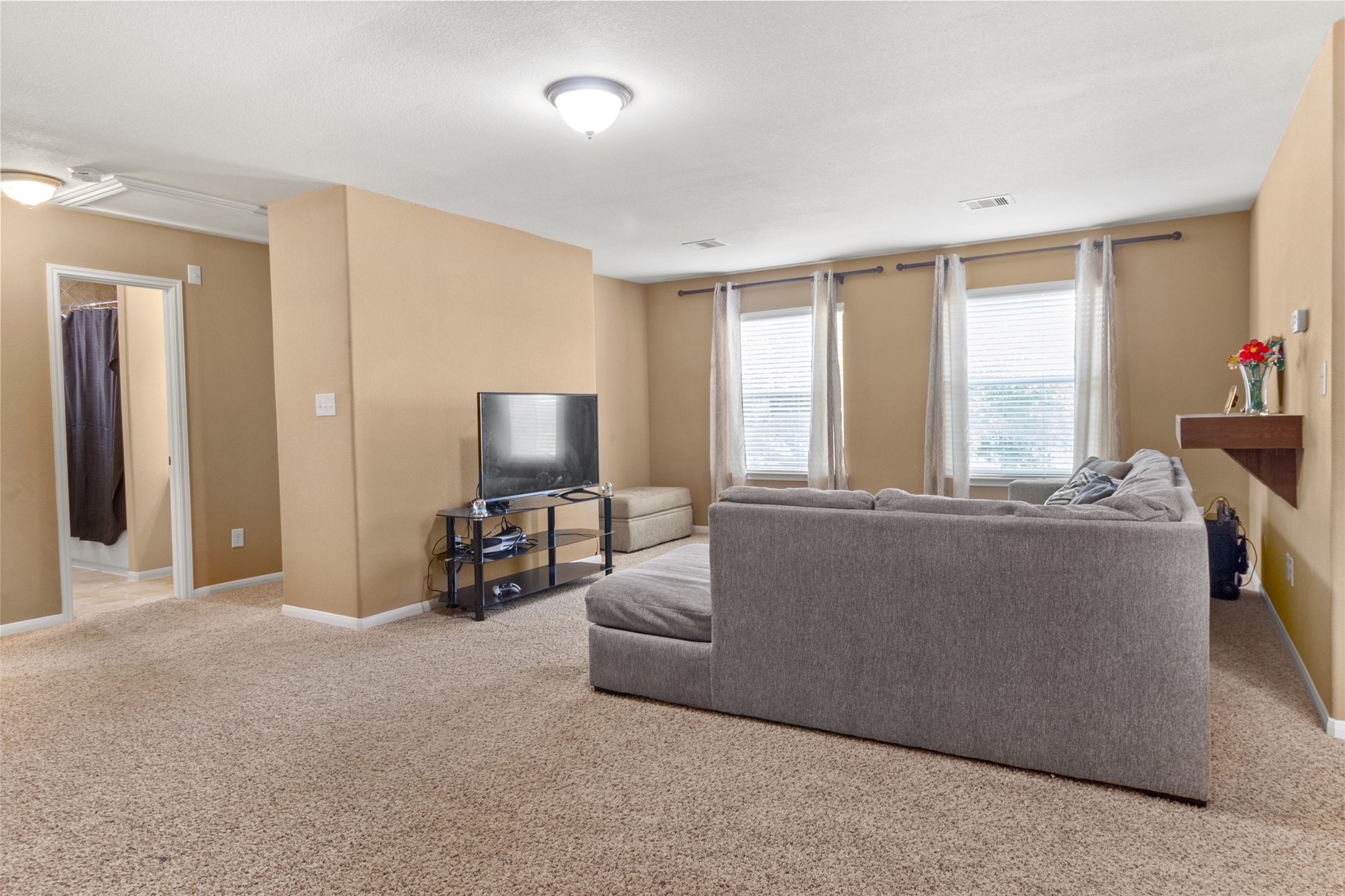 6102 Wickshire Drive Property Photo 23