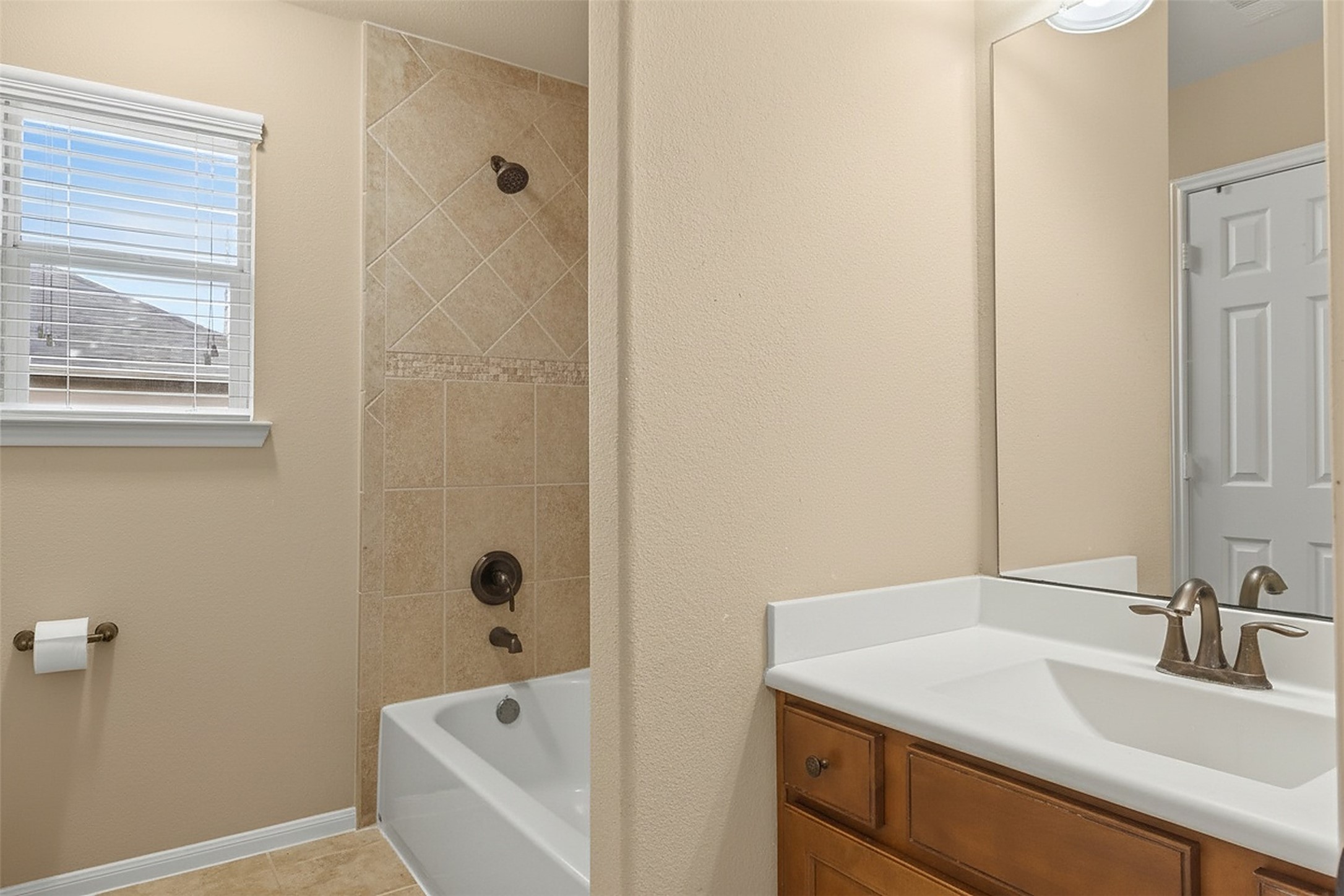 6102 Wickshire Drive Property Photo 29