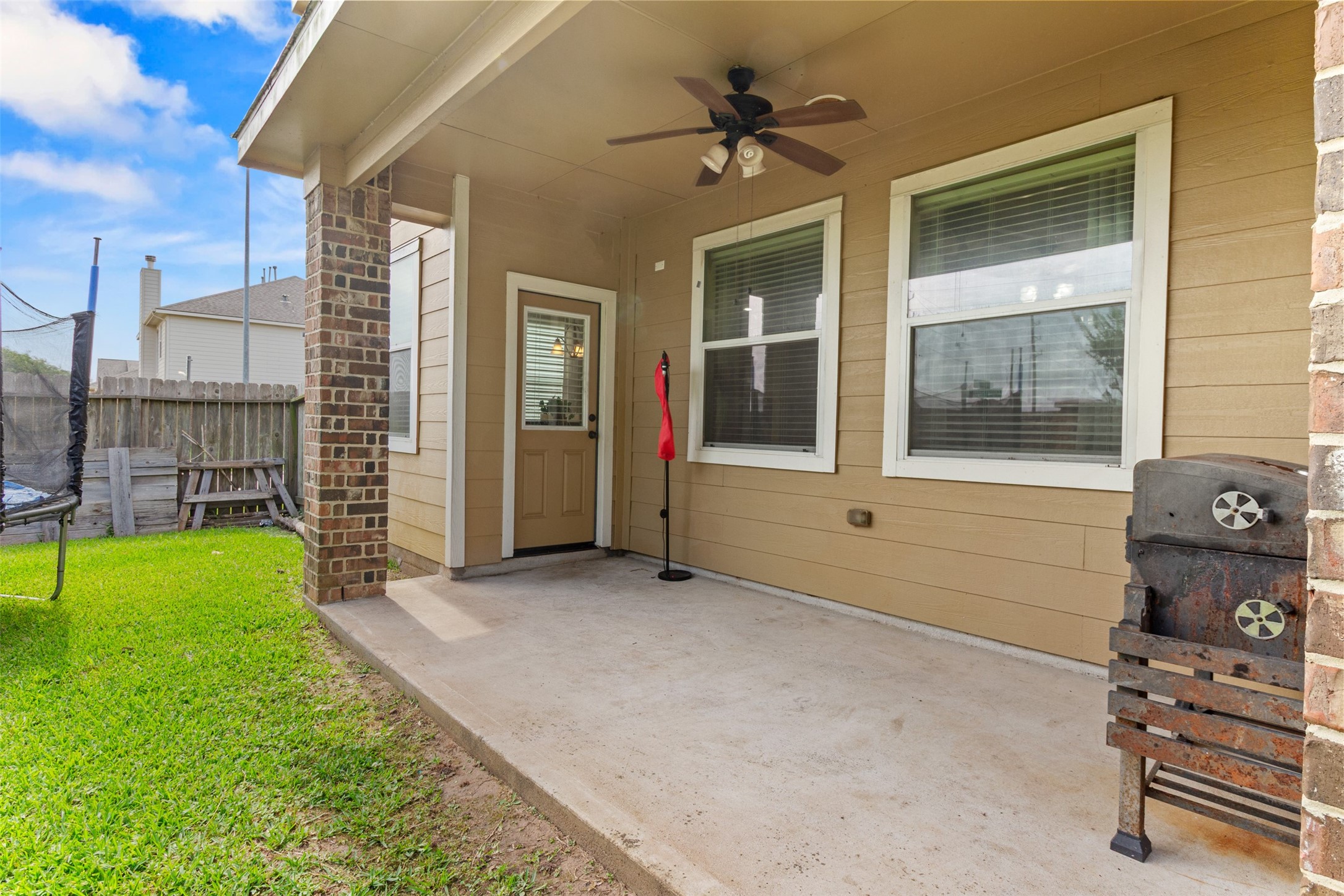 6102 Wickshire Drive Property Photo 32