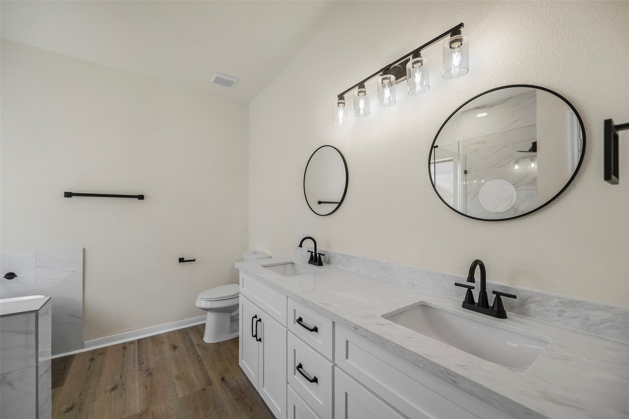 5227 Meadow Canyon Drive Property Photo 12