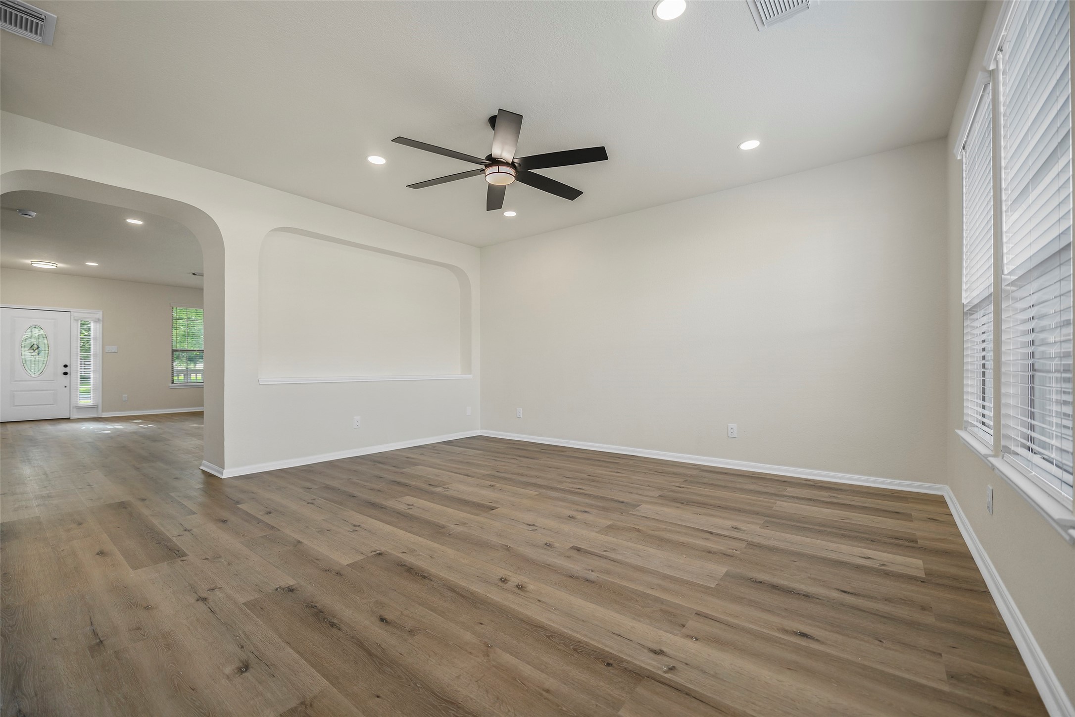 5227 Meadow Canyon Drive Property Photo 28