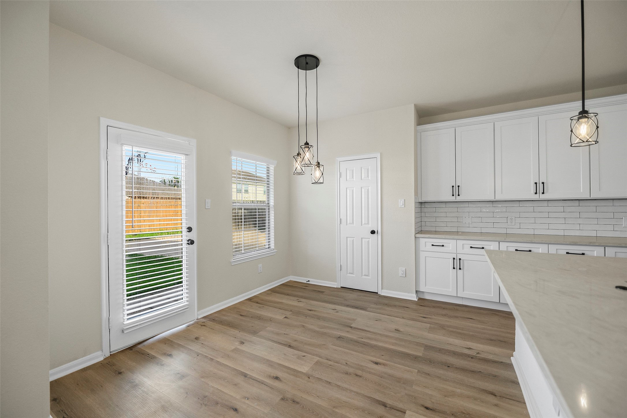 5227 Meadow Canyon Drive Property Photo 30