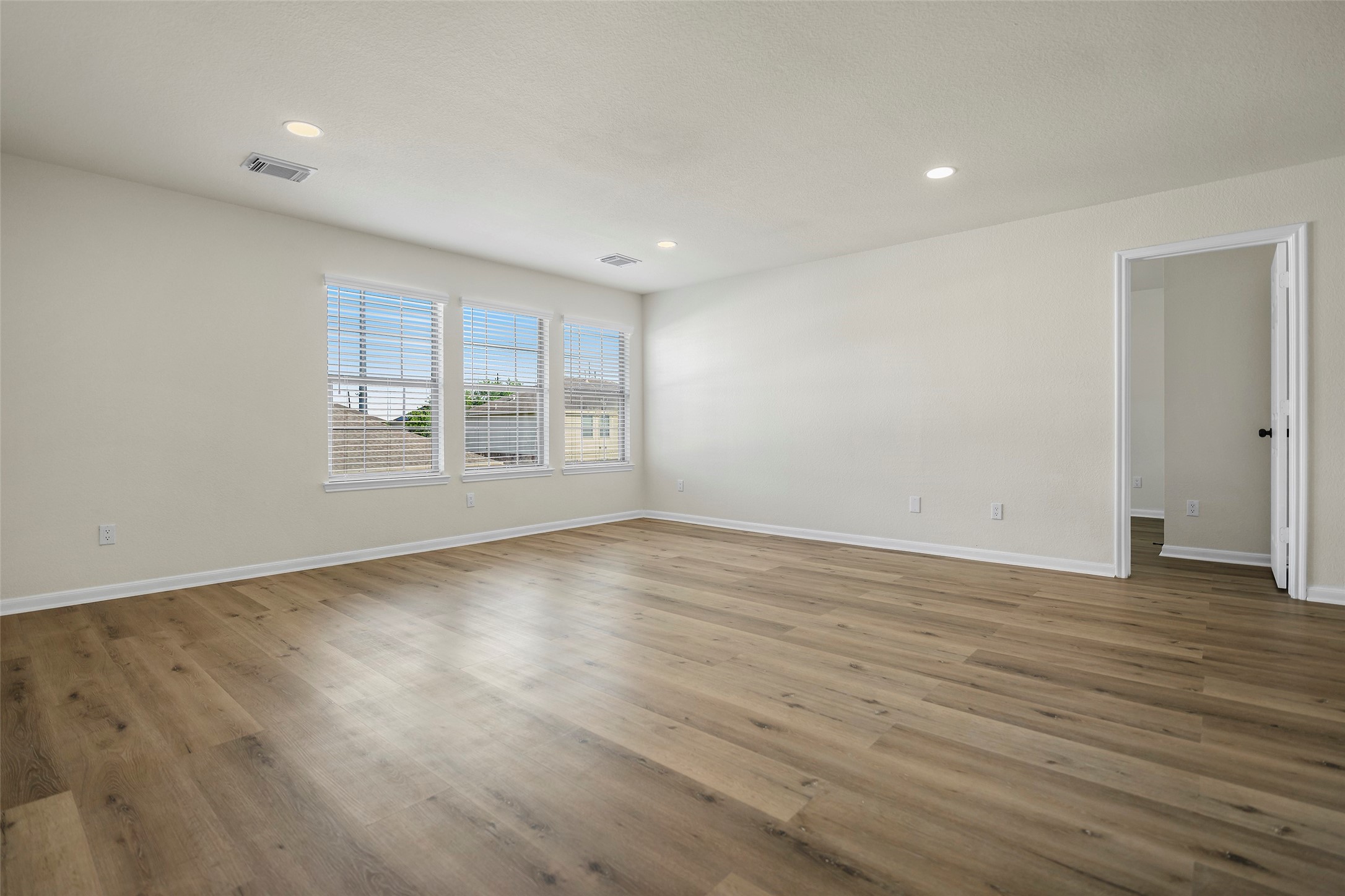 5227 Meadow Canyon Drive Property Photo 38