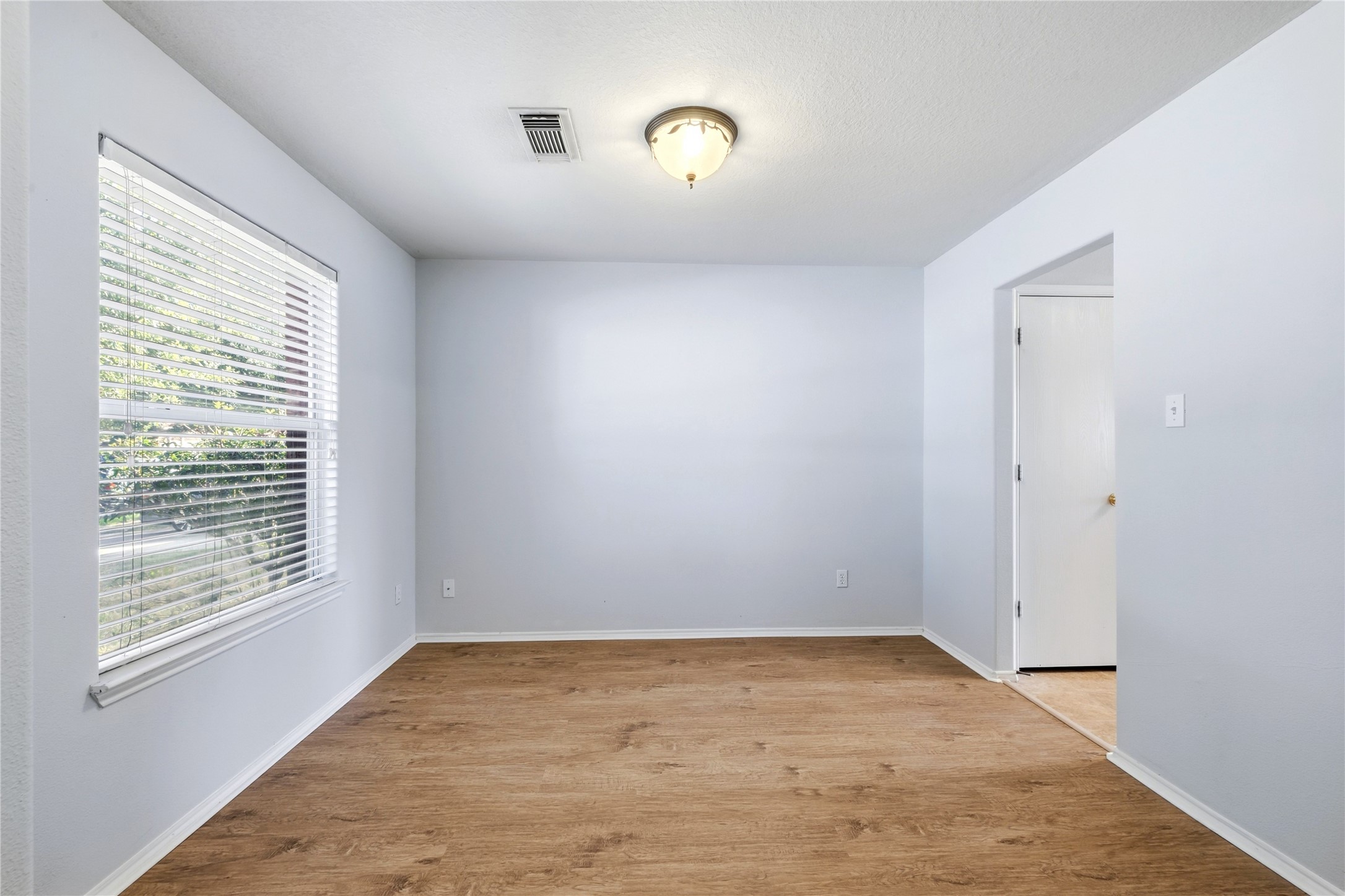 606 Kiley Drive Property Photo 14