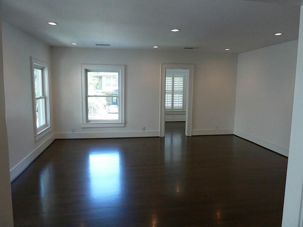 408 Avondale 2 Property Photo 2