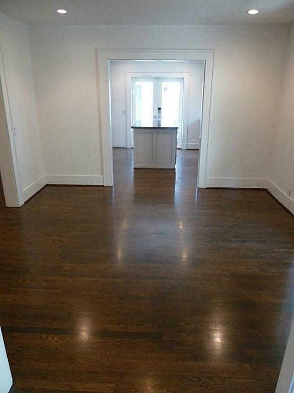 408 Avondale 2 Property Photo 4