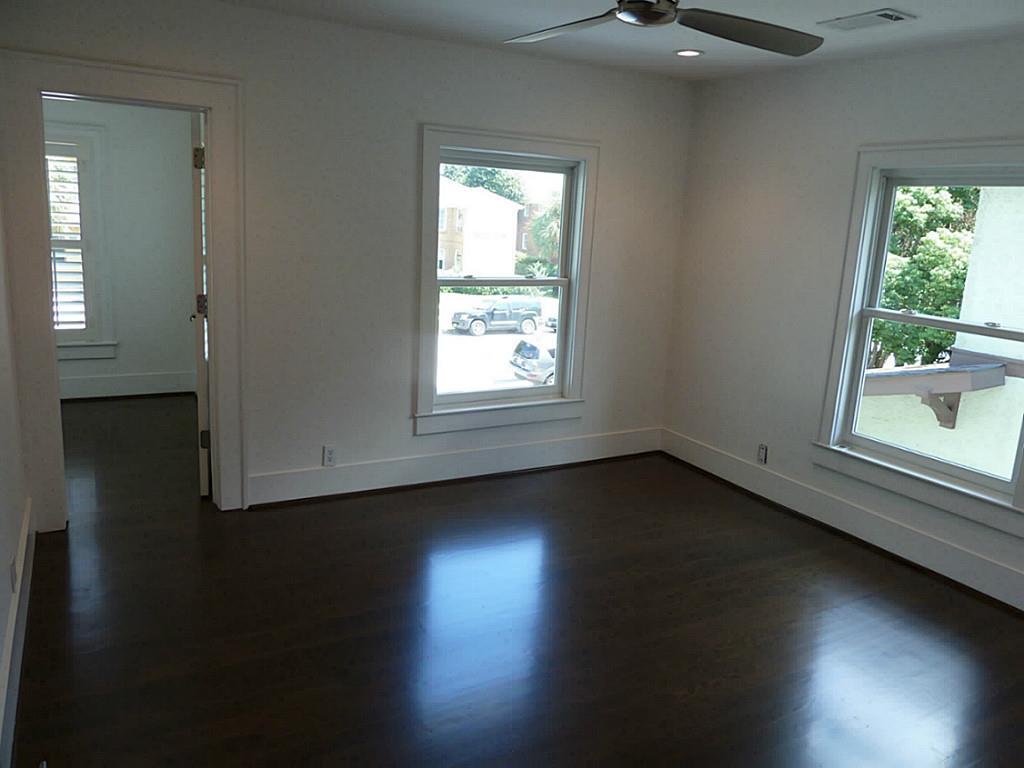 408 Avondale 2 Property Photo 12