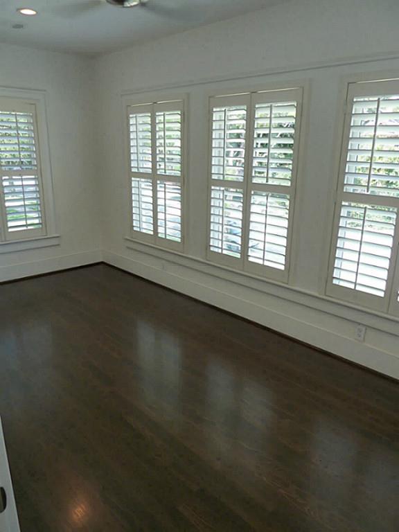 408 Avondale 2 Property Photo 17