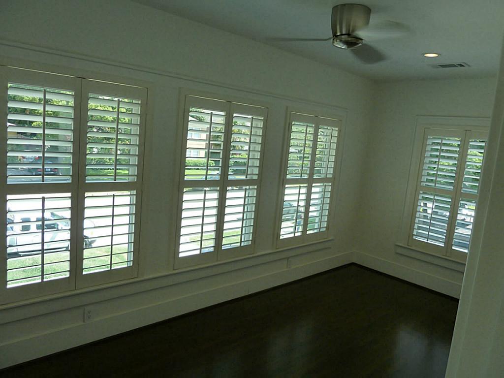 408 Avondale 2 Property Photo 18