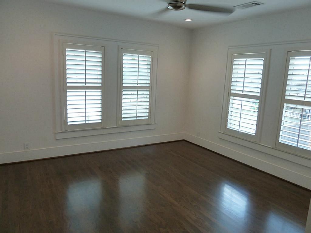 408 Avondale 2 Property Photo 21