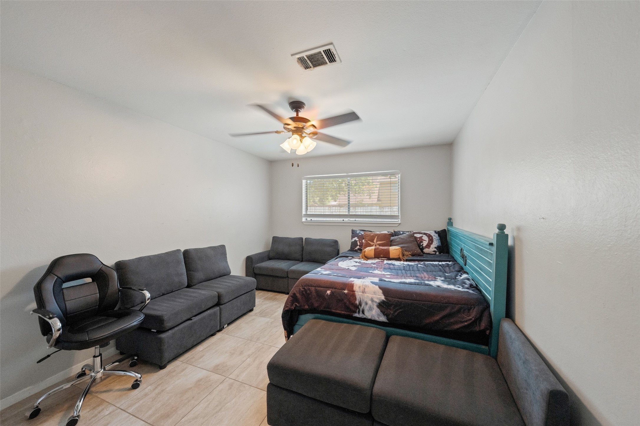 6907 Briarfield Drive Property Photo 18