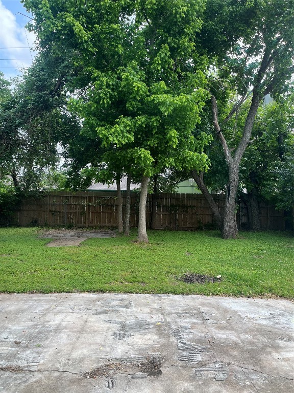 5142 Madden Lane Property Photo 13