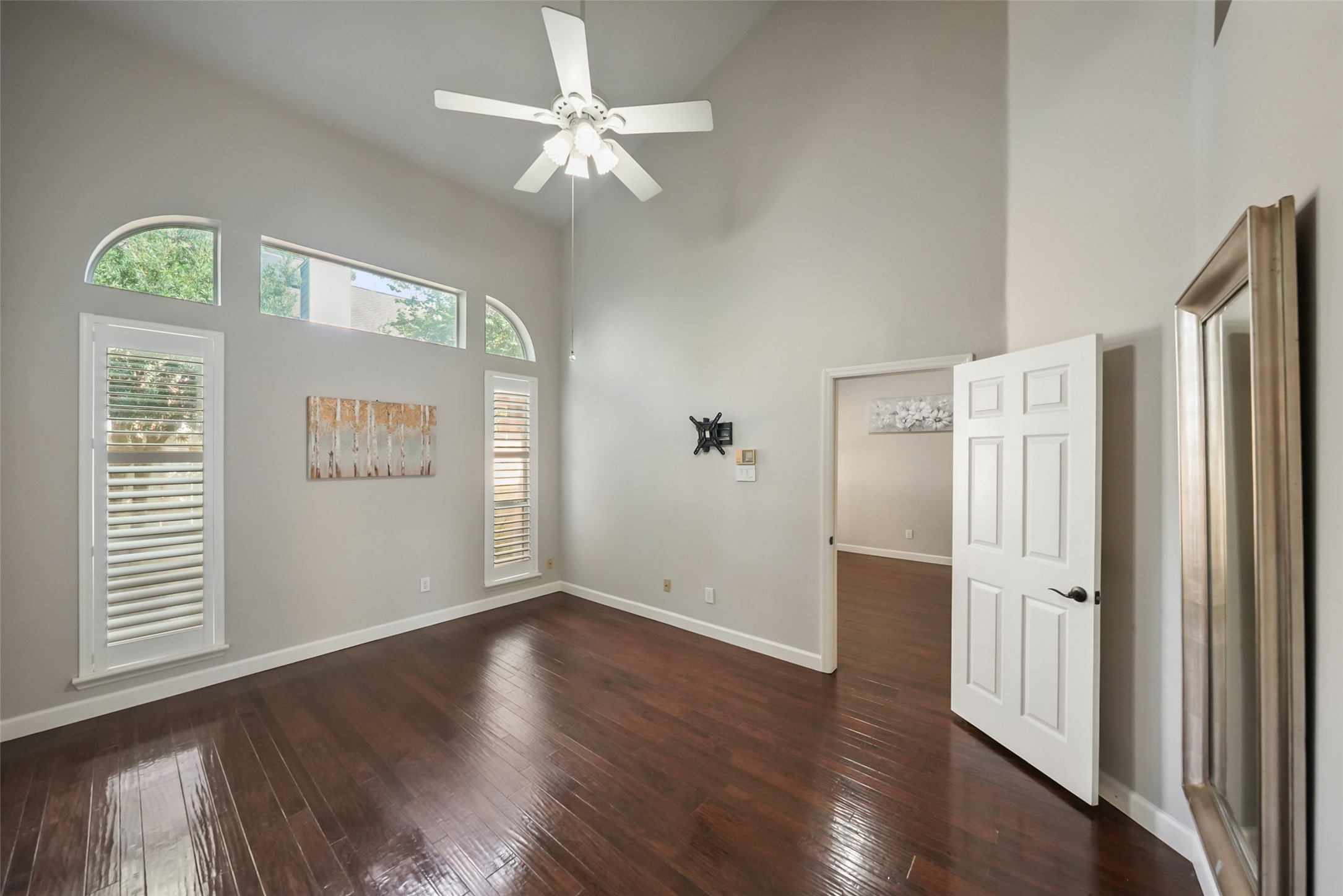 2351 Summit Way Court Property Photo 11