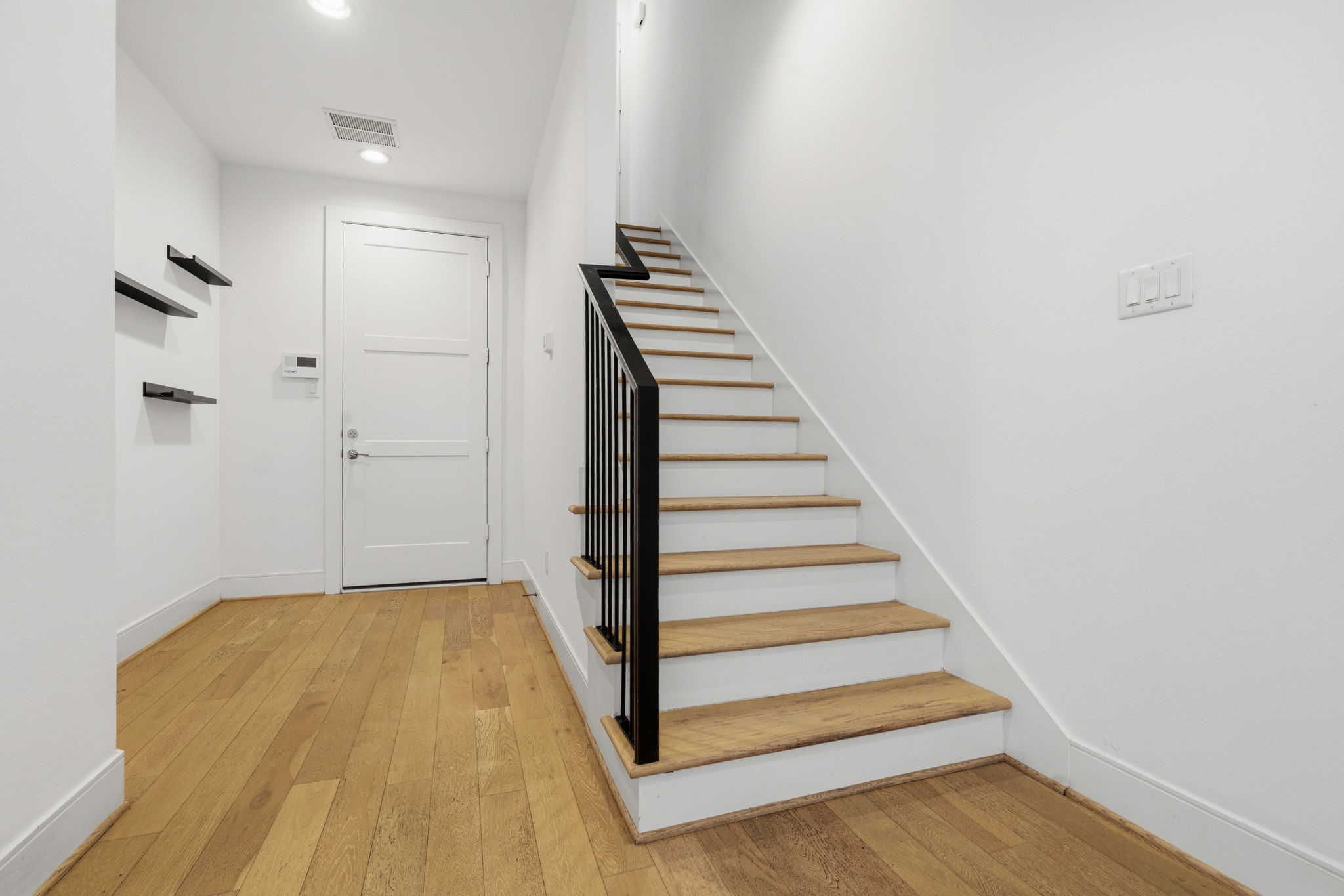 2624 Rusk Street Property Photo 8