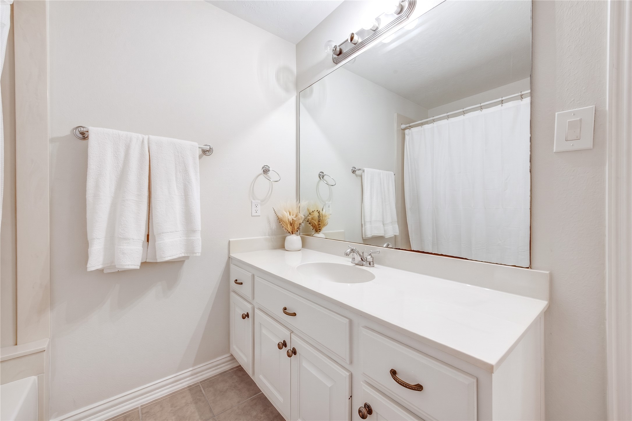 2011 Spring Cedar Lane Property Photo 35