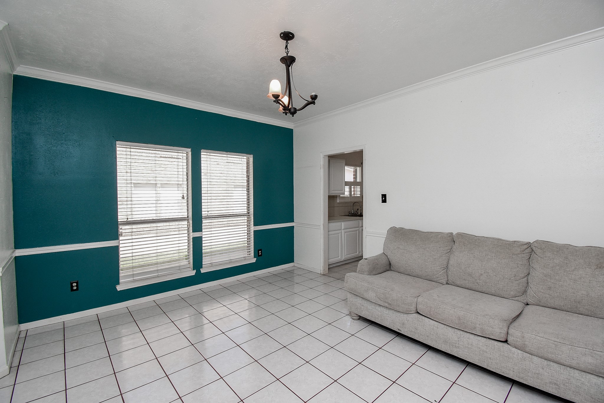 4311 Glen Avon Drive Property Photo 7