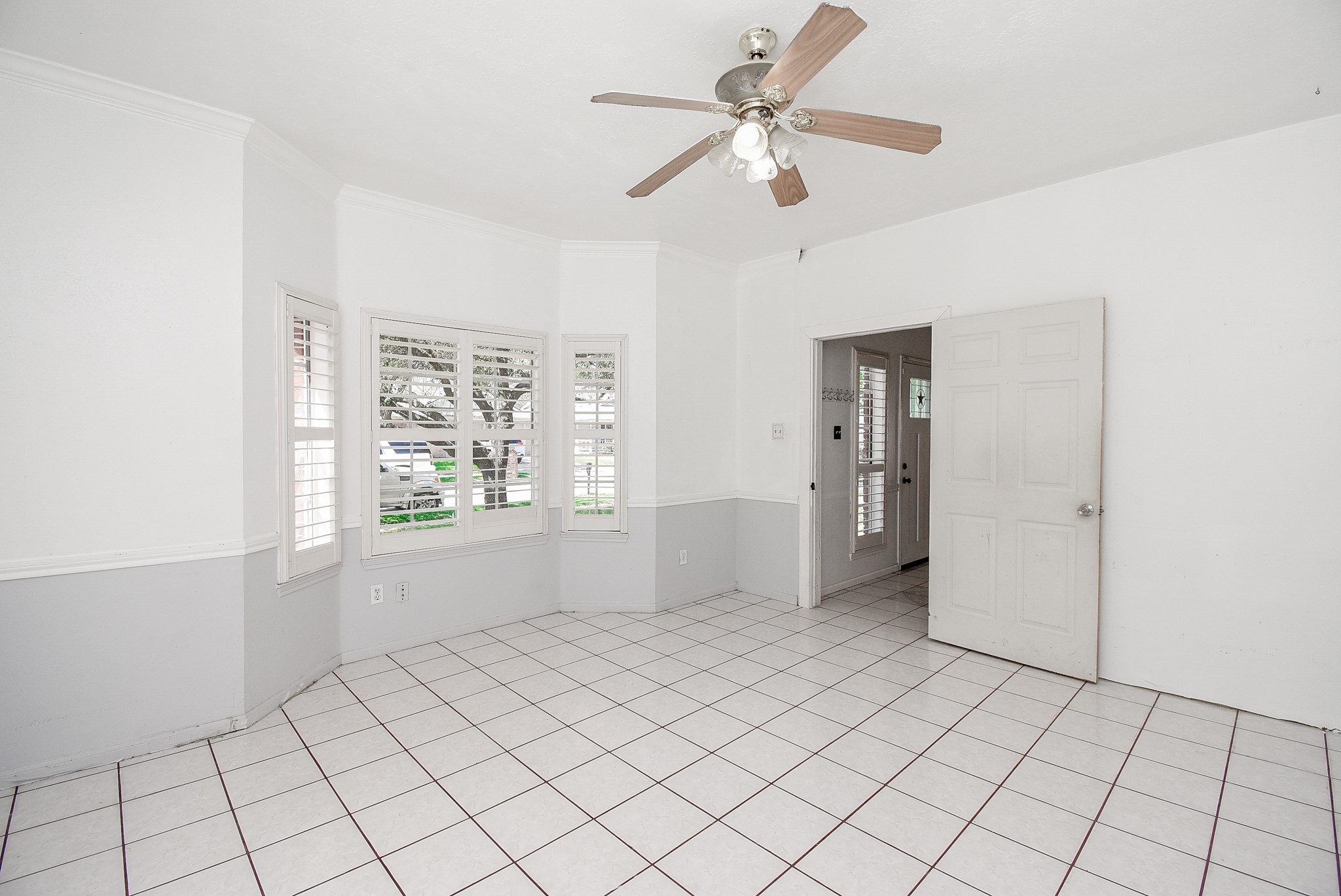 4311 Glen Avon Drive Property Photo 11