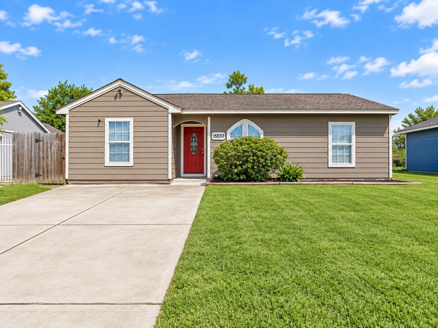 15537 Woodforest Boulevard Property Photo 1