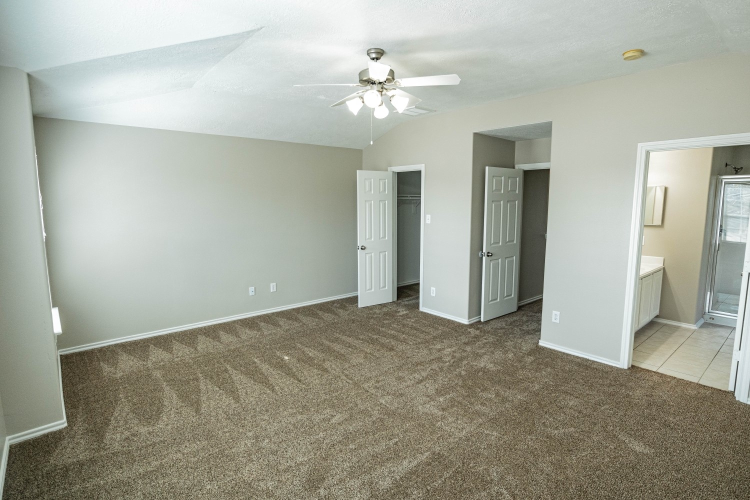 3417 Victorian Manor Lane Property Photo 2