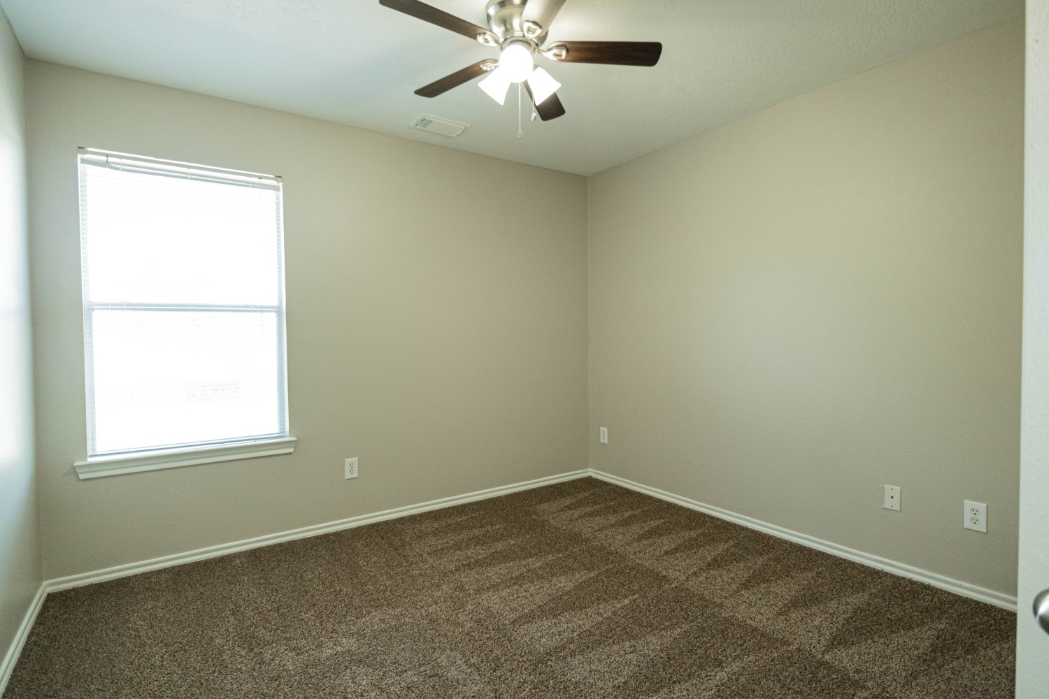 3417 Victorian Manor Lane Property Photo 15