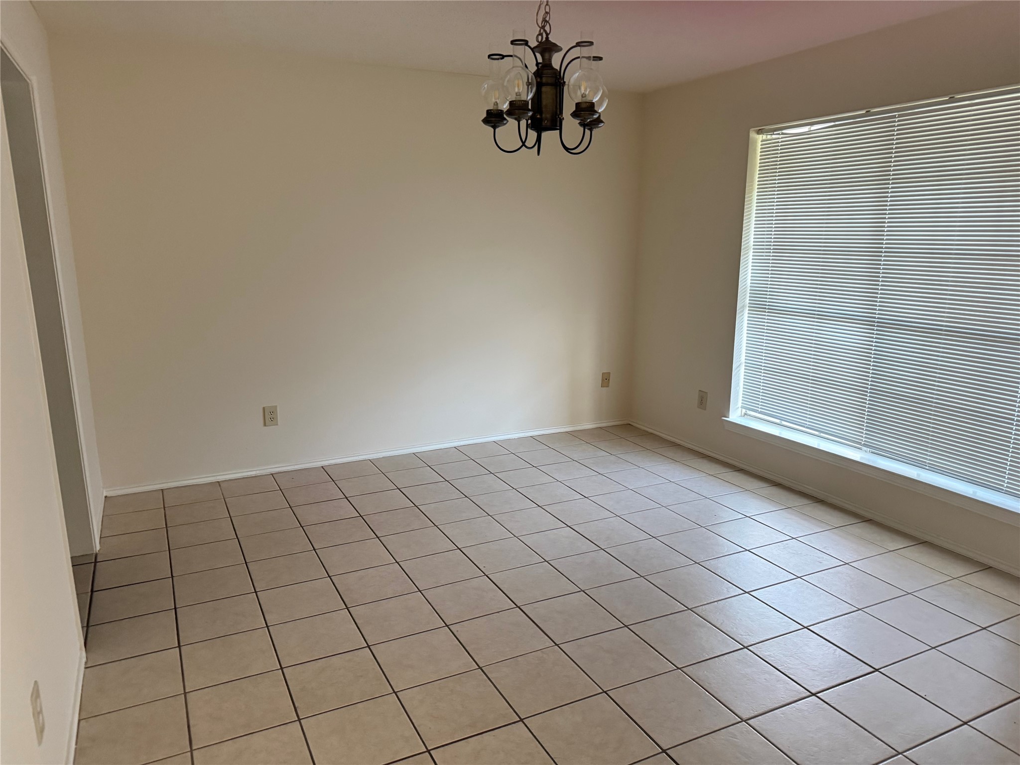 18023 Garden Manor Drive Property Photo 6