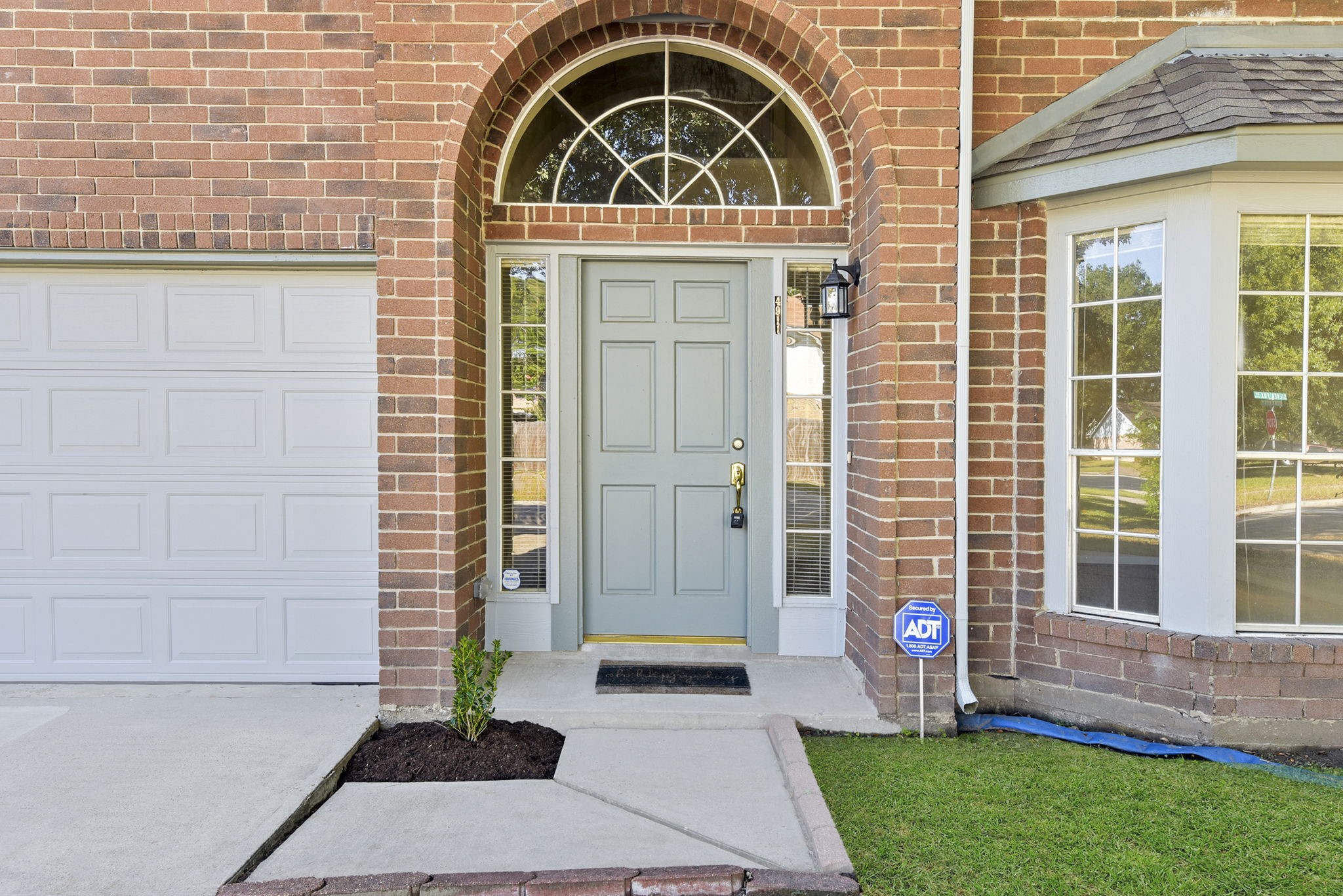 4911 Silver Fox Drive Property Photo 4