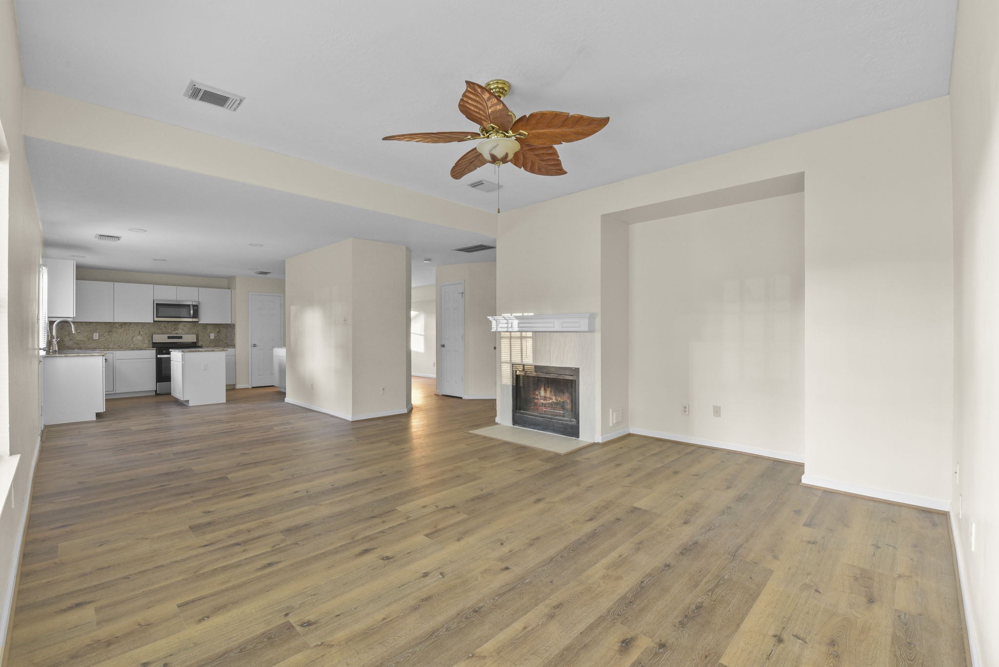 4911 Silver Fox Drive Property Photo 10