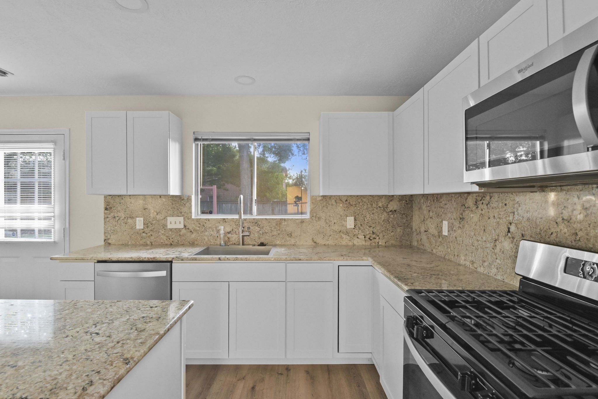 4911 Silver Fox Drive Property Photo 15