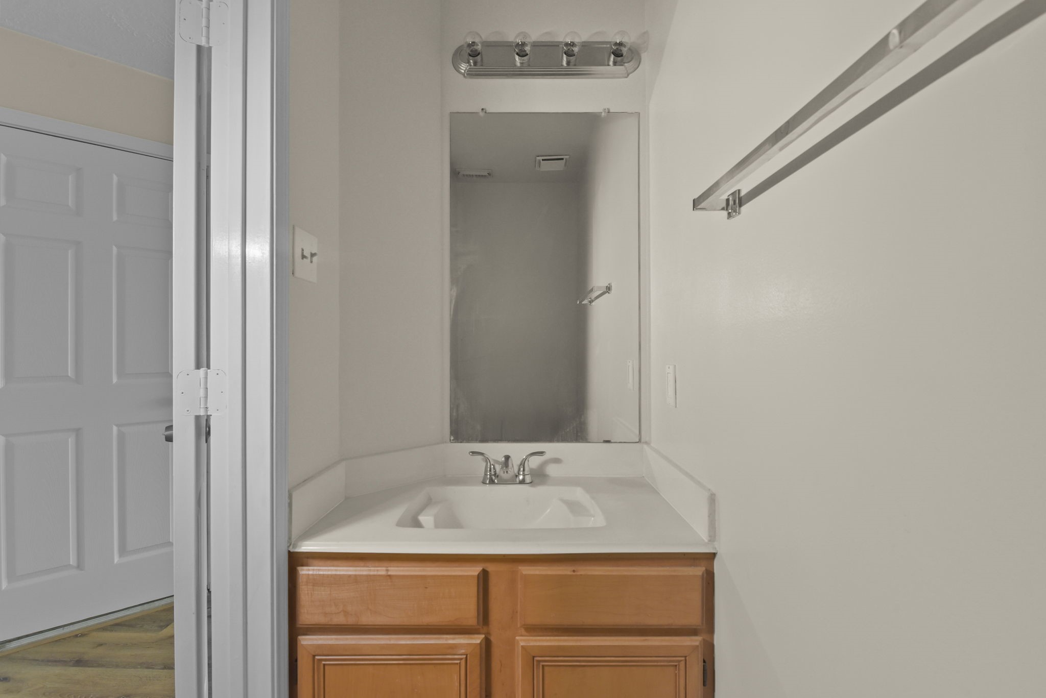 4911 Silver Fox Drive Property Photo 16