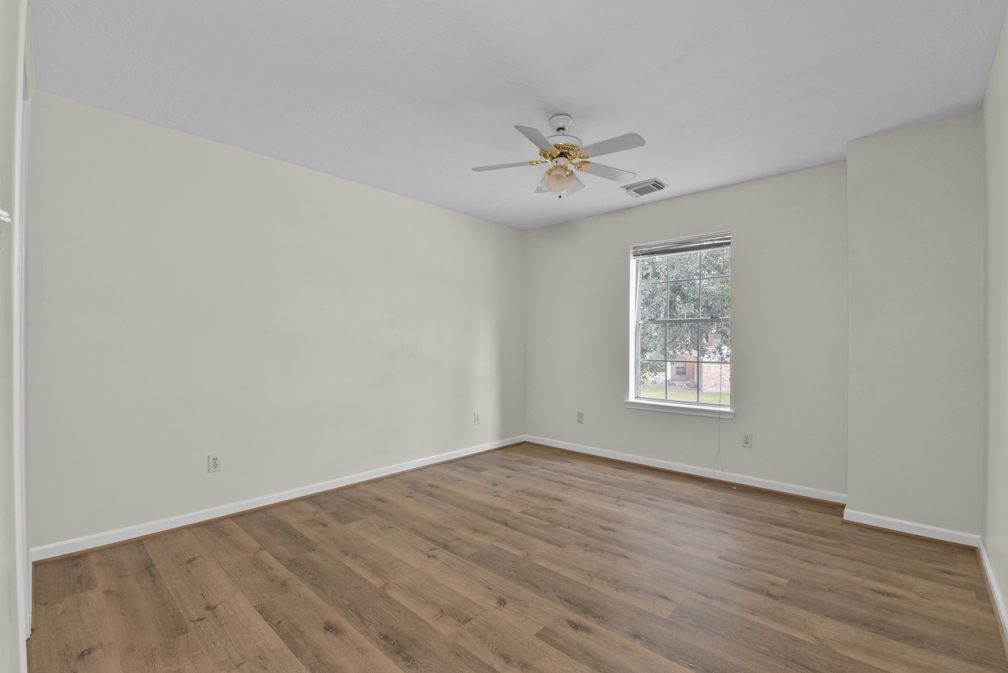 4911 Silver Fox Drive Property Photo 27
