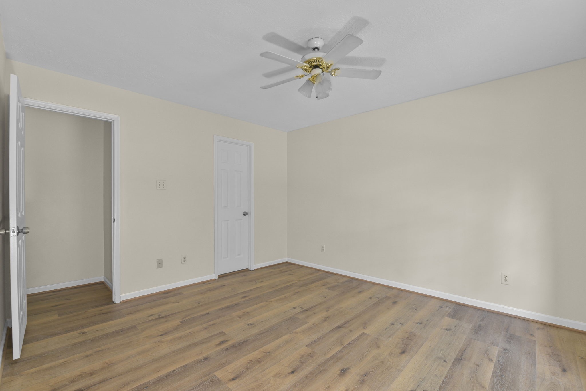 4911 Silver Fox Drive Property Photo 28