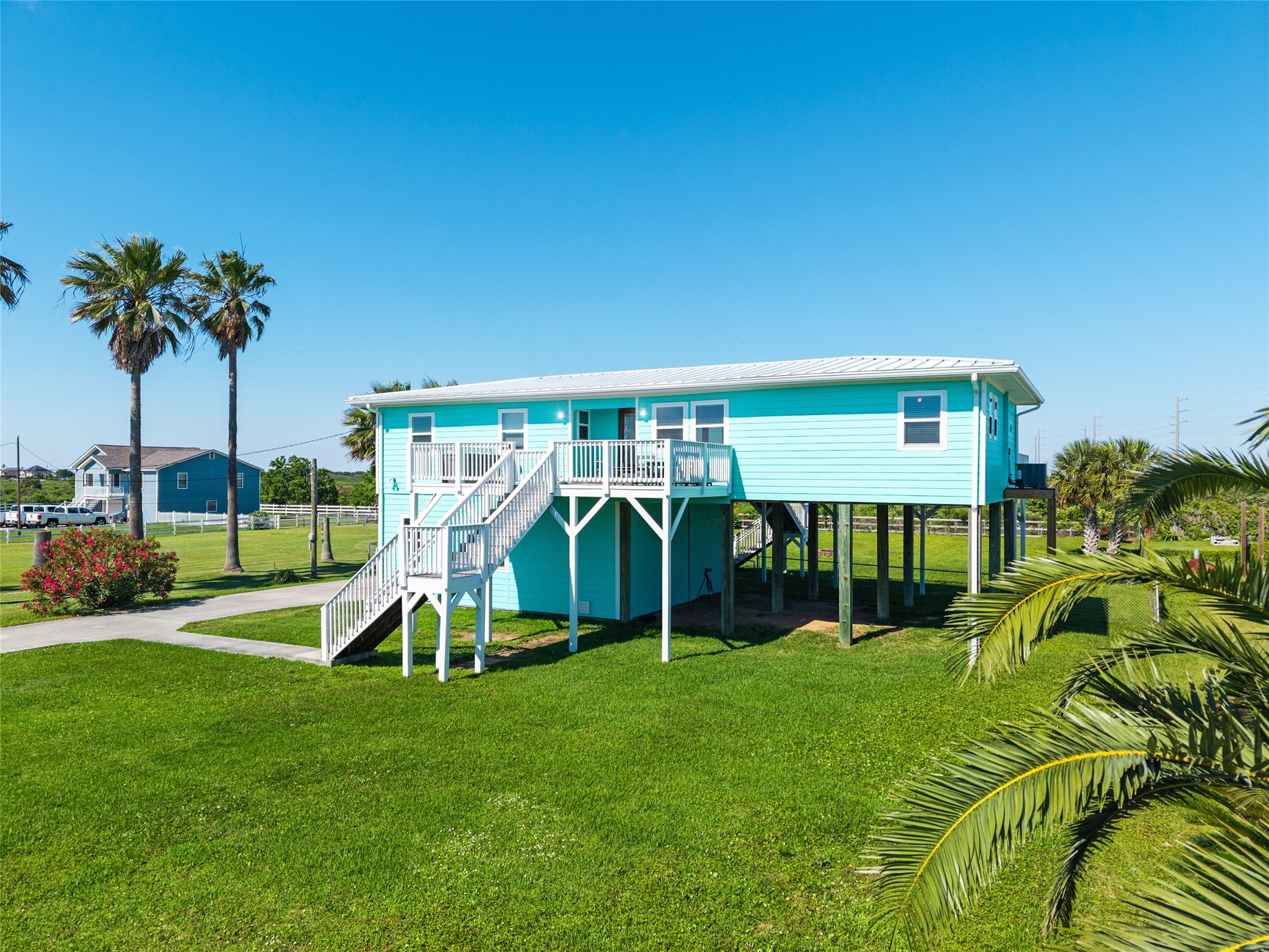 3527 9 Mile Road Property Photo 3