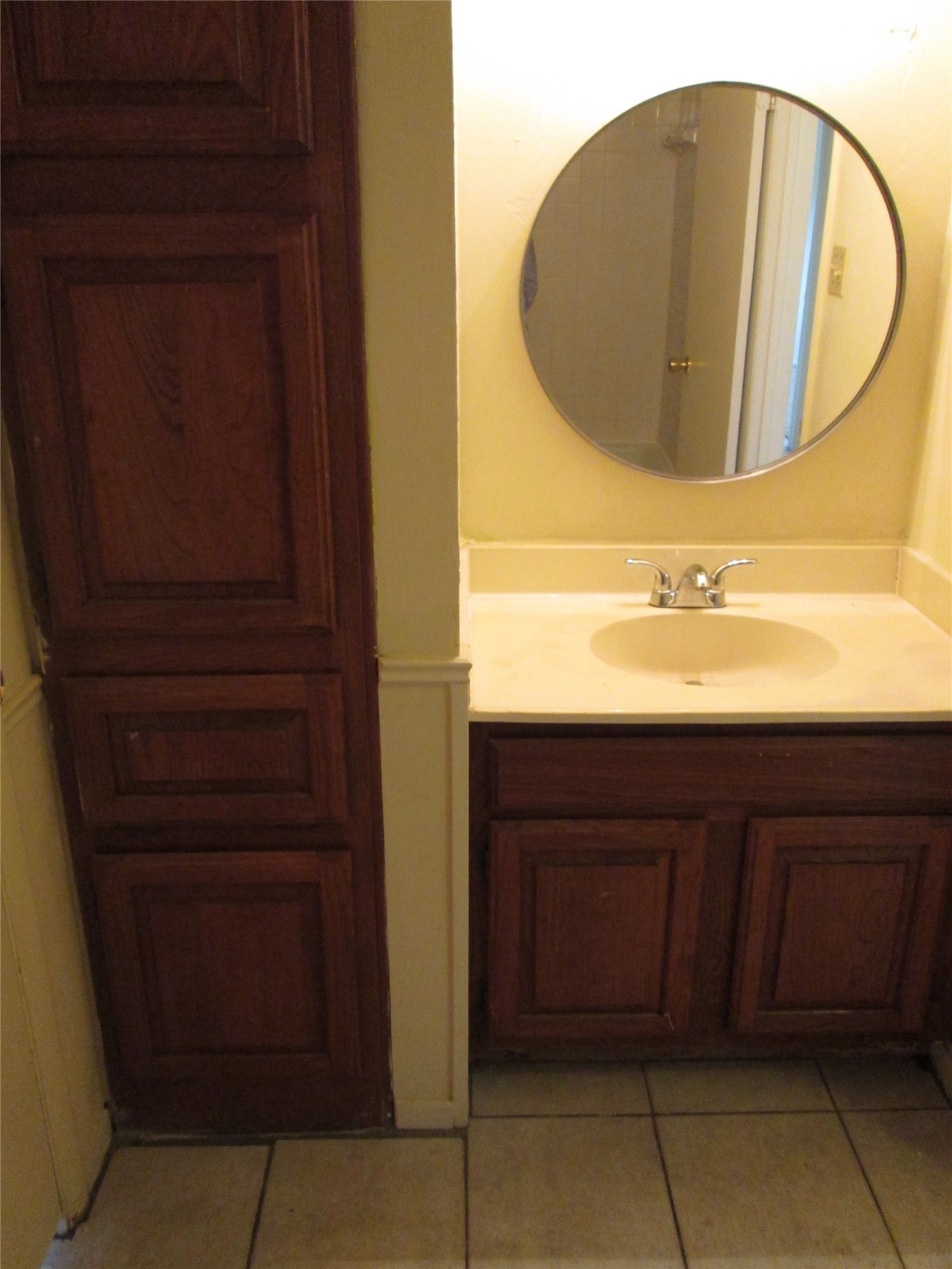 10842 Lynbrook Drive A Property Photo 3