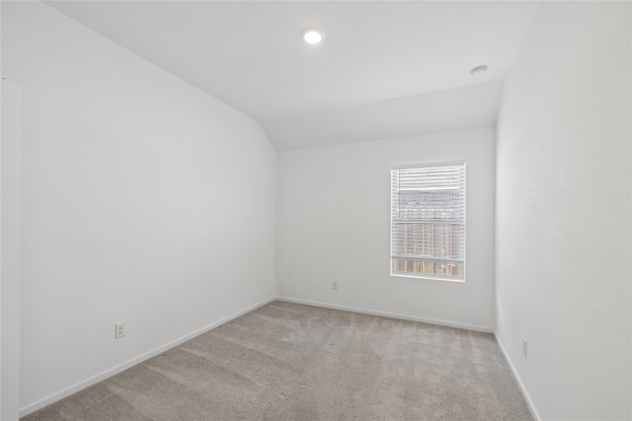 9918 Lockridge Manor Drive Property Photo 17