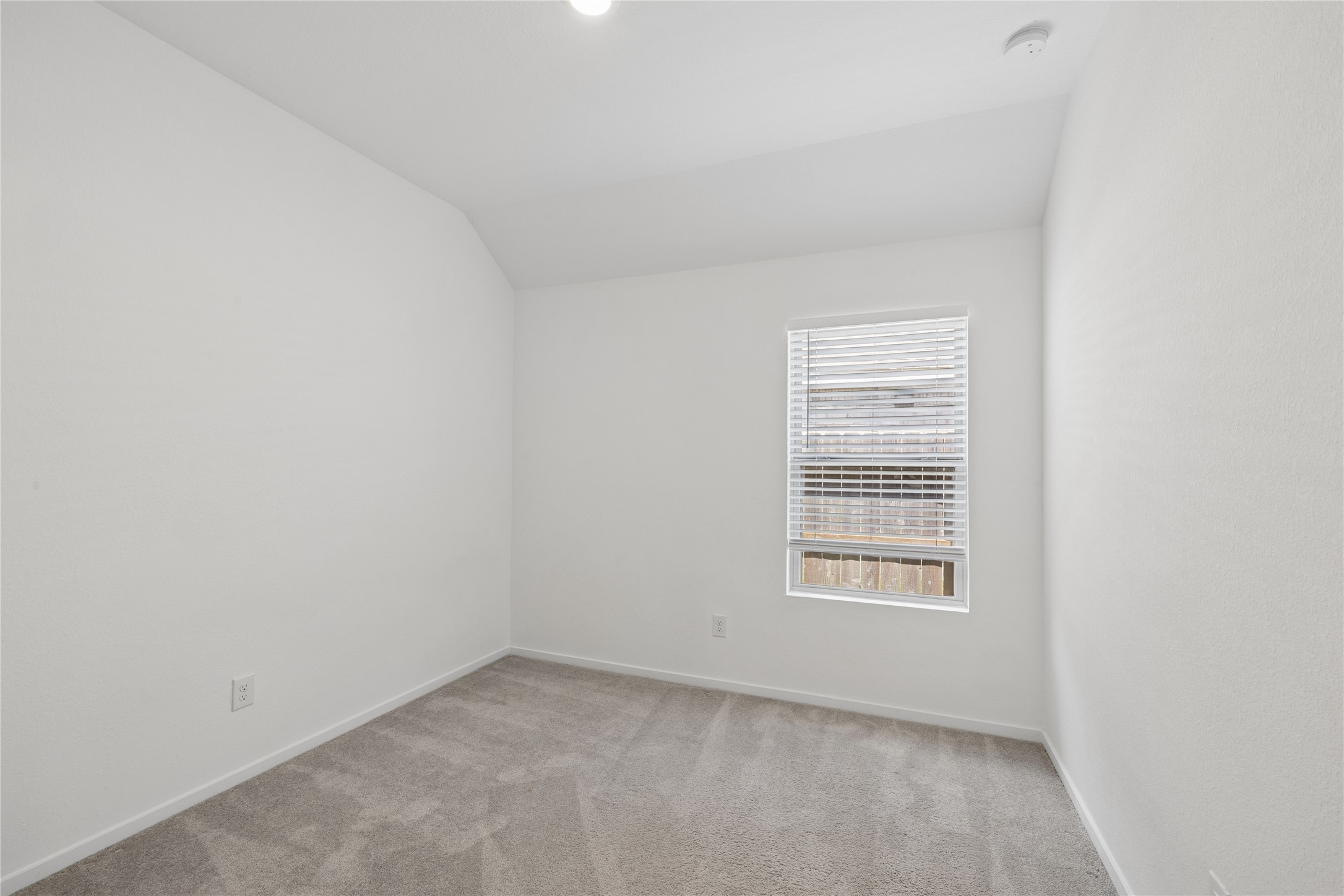 9918 Lockridge Manor Drive Property Photo 20