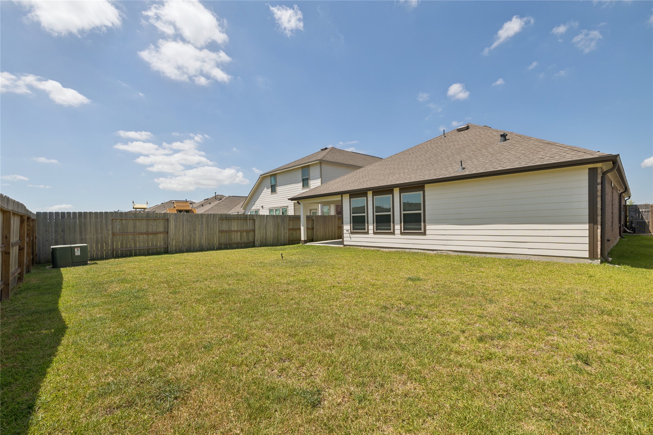 9918 Lockridge Manor Drive Property Photo 28