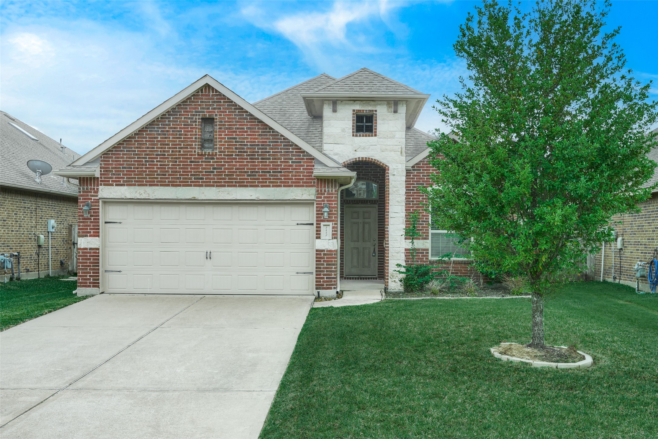 7443 Casita Drive Property Photo 1