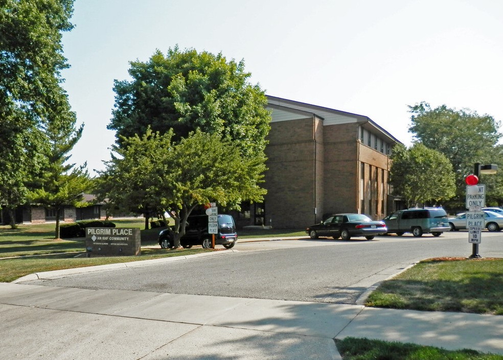 741 S Illinois Ave