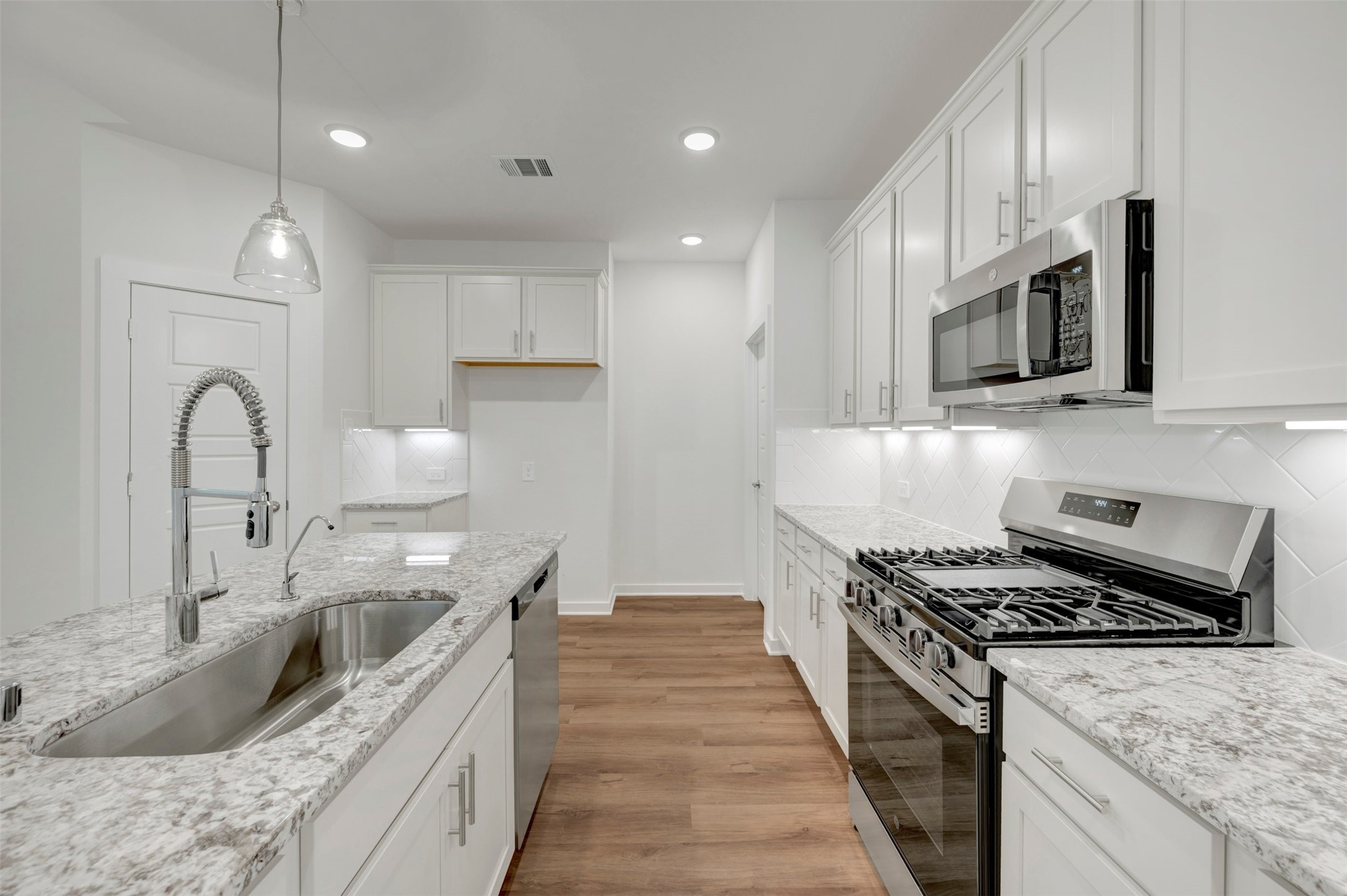 10321 Navarro Path Property Photo 15