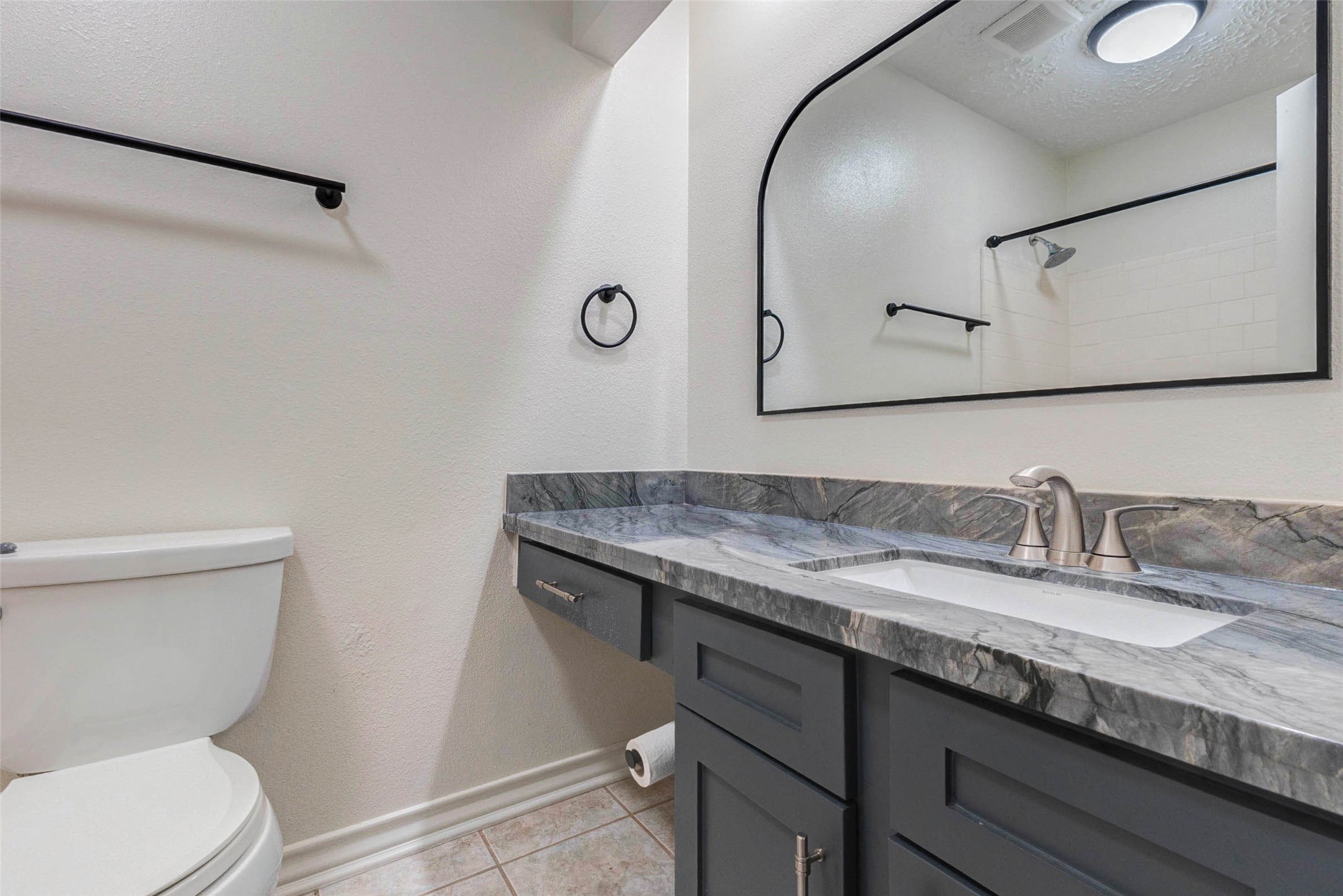 11403 Bonaparte Drive Property Photo 10
