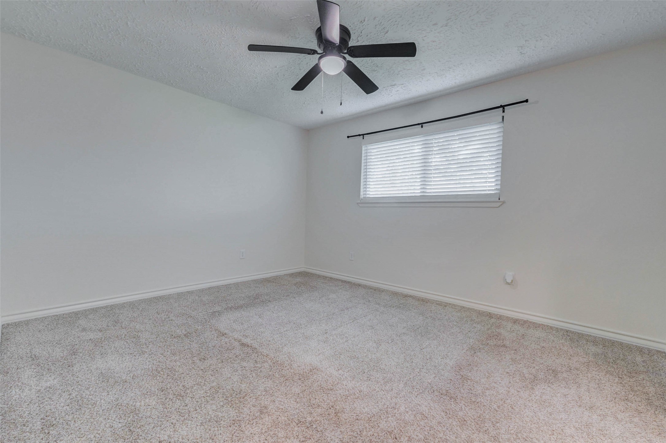 11403 Bonaparte Drive Property Photo 12
