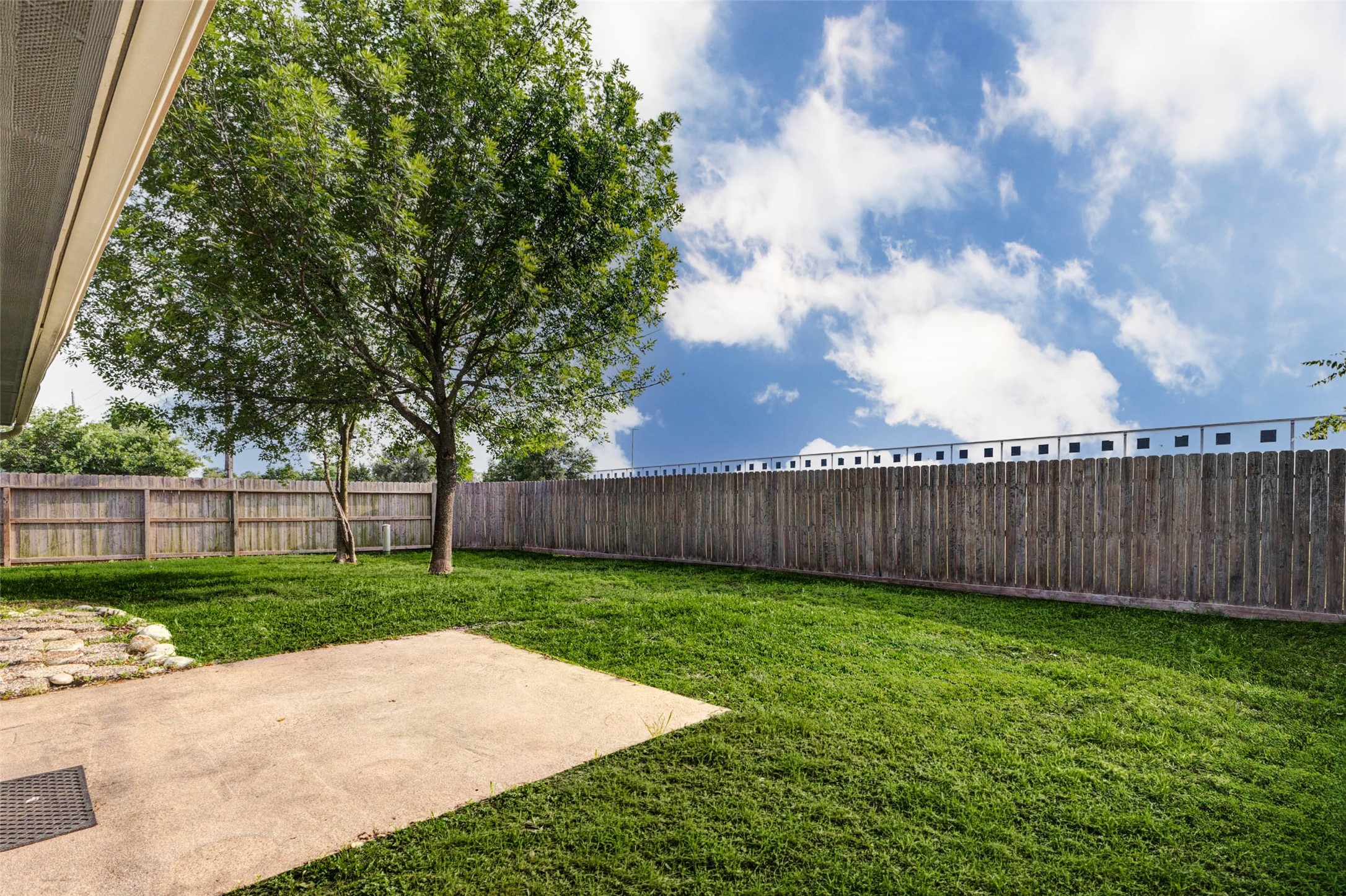 11403 Bonaparte Drive Property Photo 13